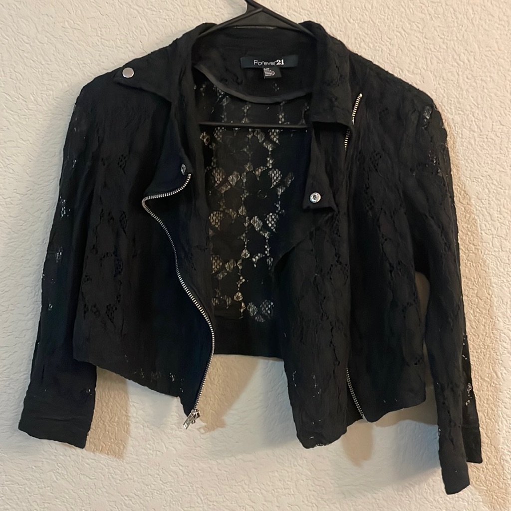 Lace Cropped Jacket